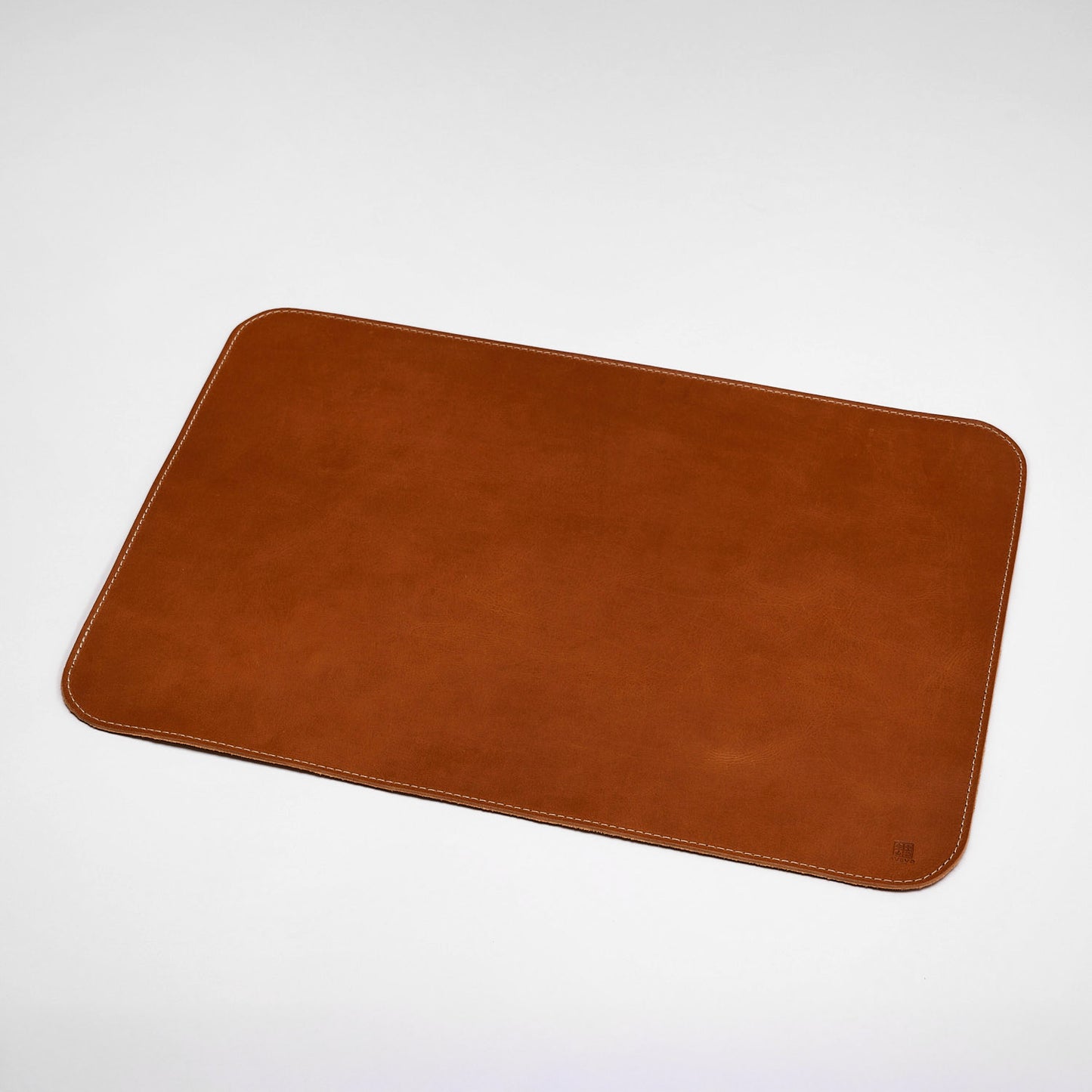 Skrivbordsunderlägg i läder, Deskpad Classic 43x58cm, Vegetabiliskt garvat läder