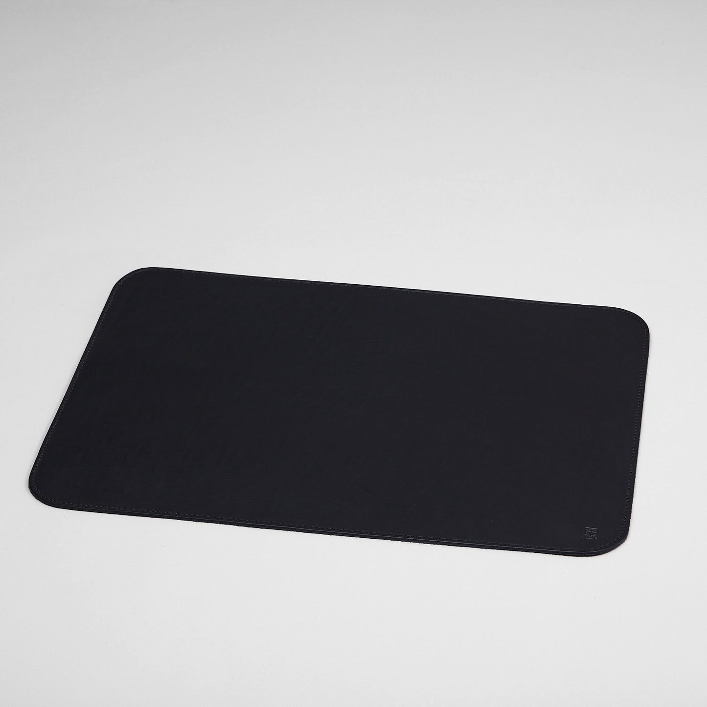 Skrivbordsunderlägg i läder, Deskpad Classic 43x58cm, Vegetabiliskt garvat läder