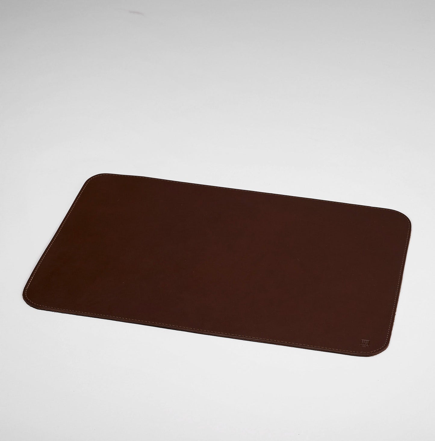 Skrivbordsunderlägg i läder, Deskpad Classic 43x58cm, Vegetabiliskt garvat läder