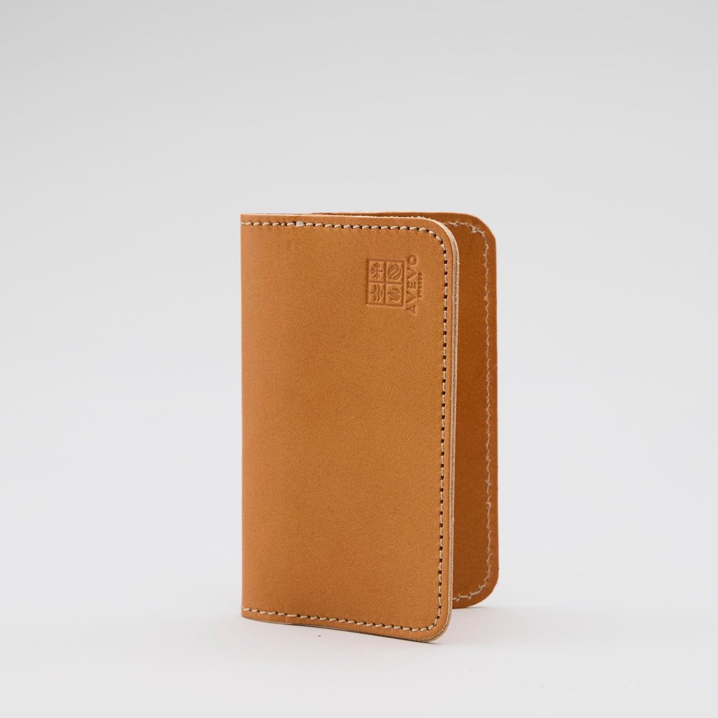 Plånbok, korthållare i minimalistisk design, Tillverkad i Sverige av vegetabiliskt garvat kvalitetsläder
