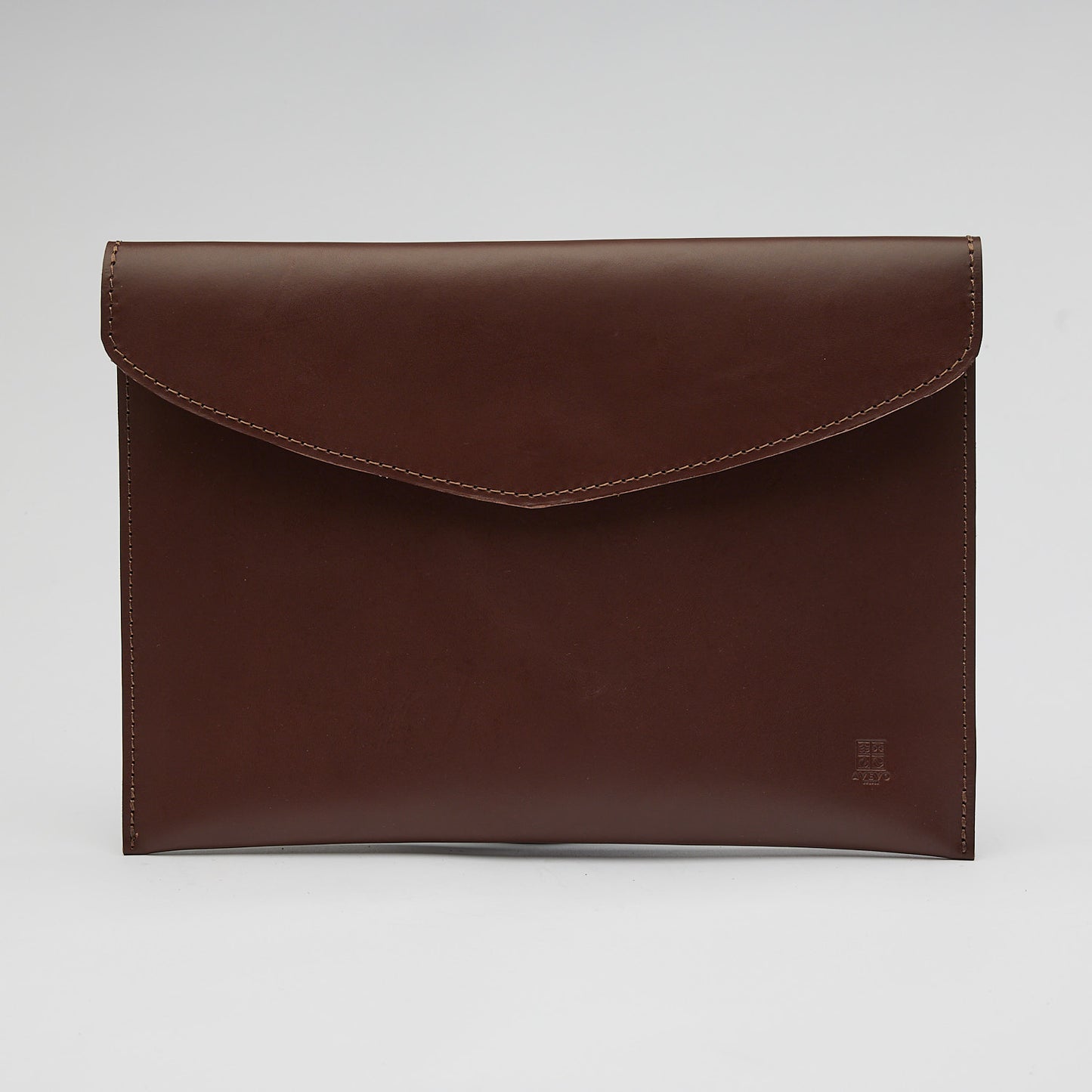 Laptop Sleeve, Datorväska i äkta skinn 14", Handtillverkad i Sverige, Vegetabiliskt garvat läder