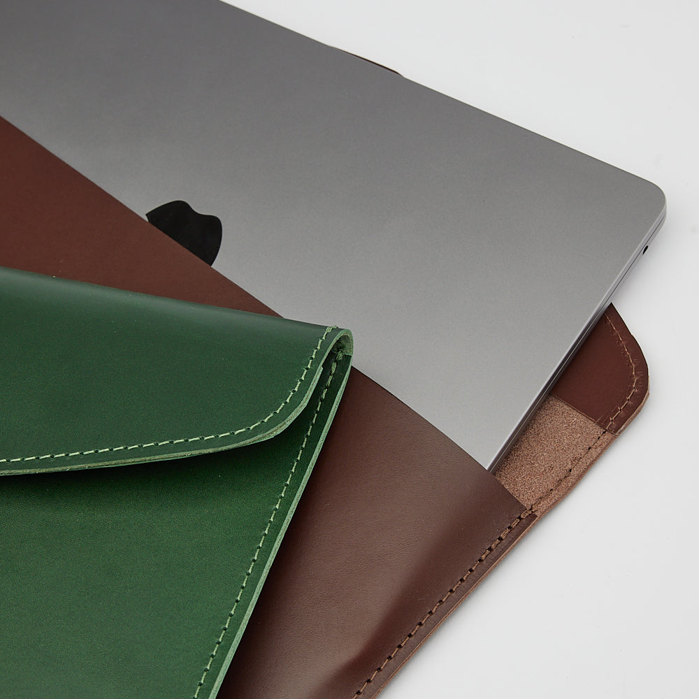 Laptop Sleeve, Datorväska i äkta skinn 14", Handtillverkad i Sverige, Vegetabiliskt garvat läder