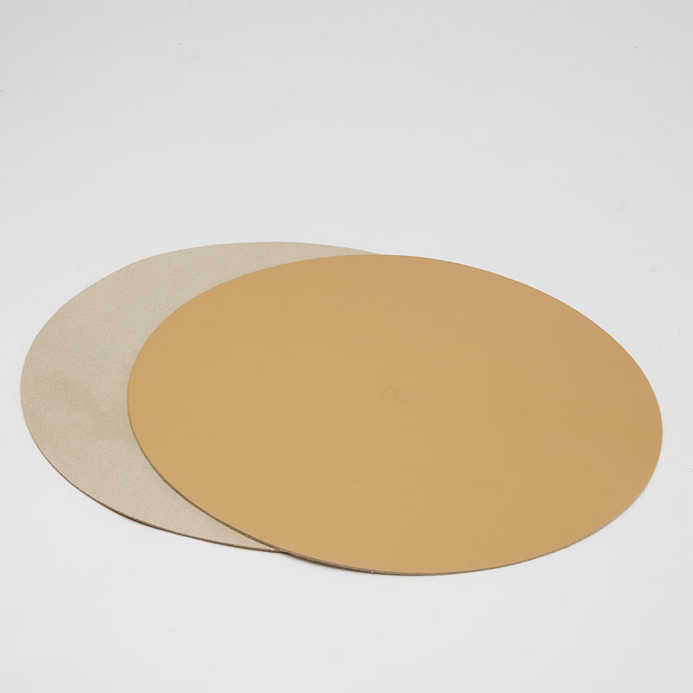 Bordunderlägg rund i Läder 6pack, 35cm diameter, hållbar bordstablett för elegant dukning