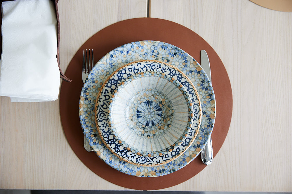 Bordunderlägg rund i Läder 6pack, 35cm diameter, hållbar bordstablett för elegant dukning